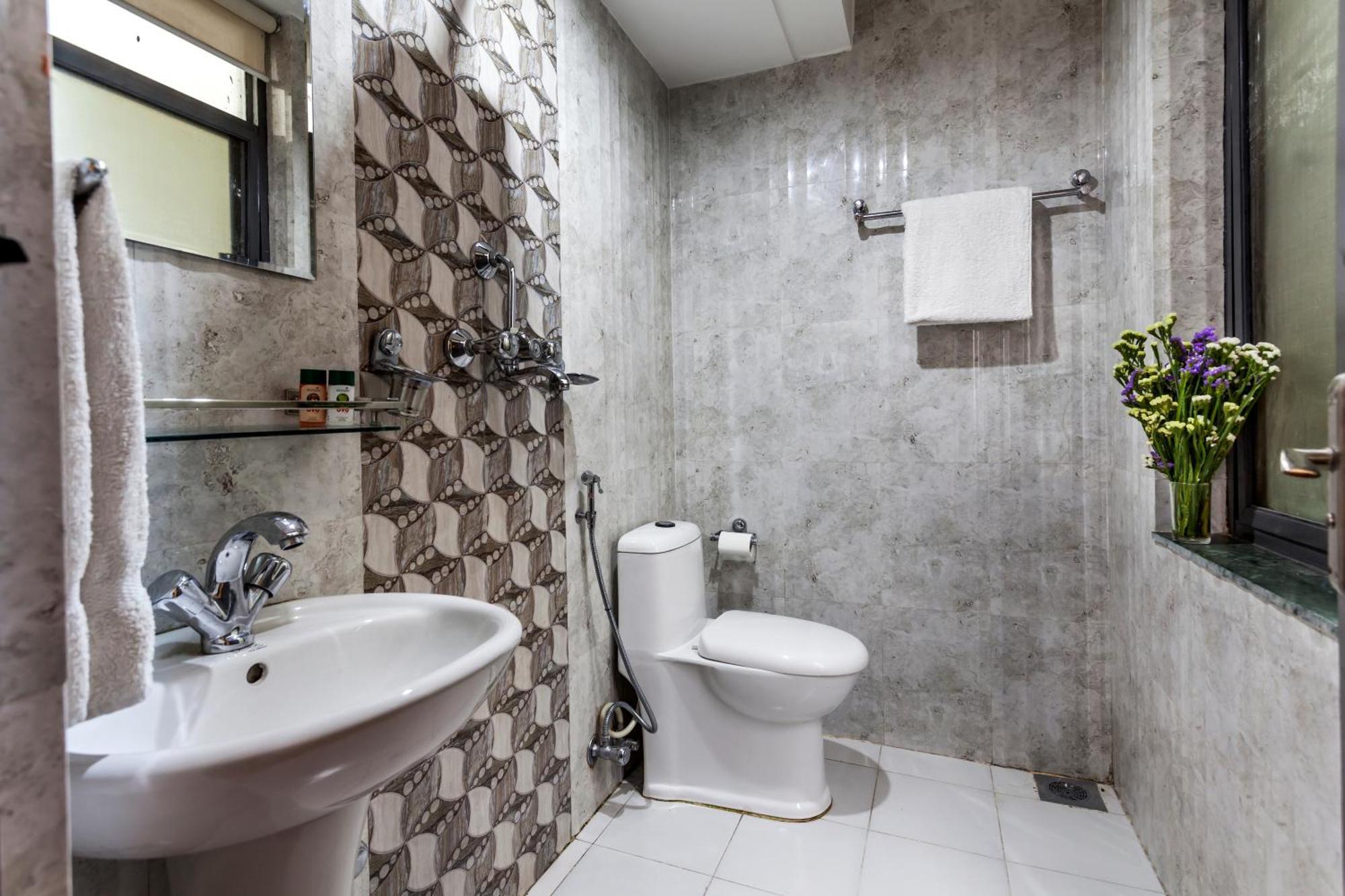 Oyo 123 Hotel Prince Plaza Katmandu Kültér fotó