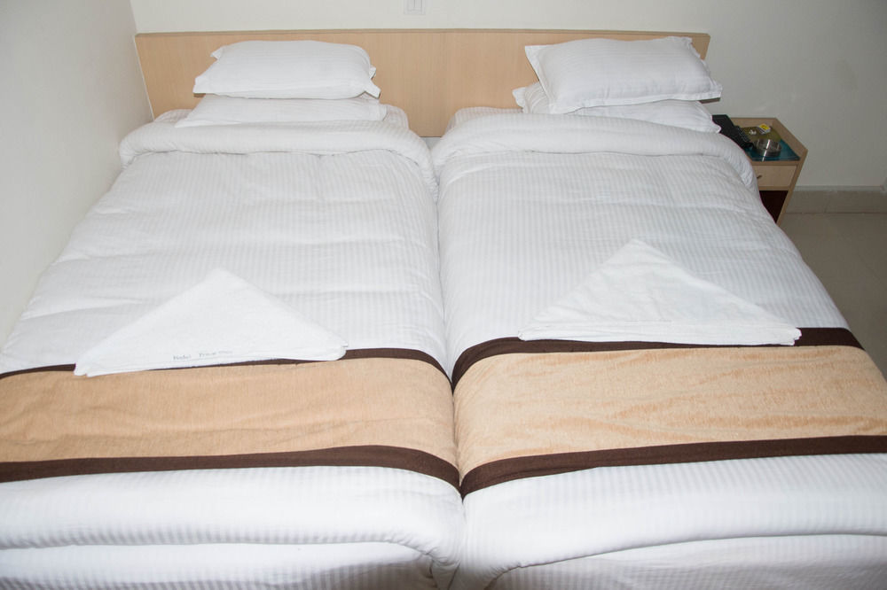 Oyo 123 Hotel Prince Plaza Katmandu Kültér fotó