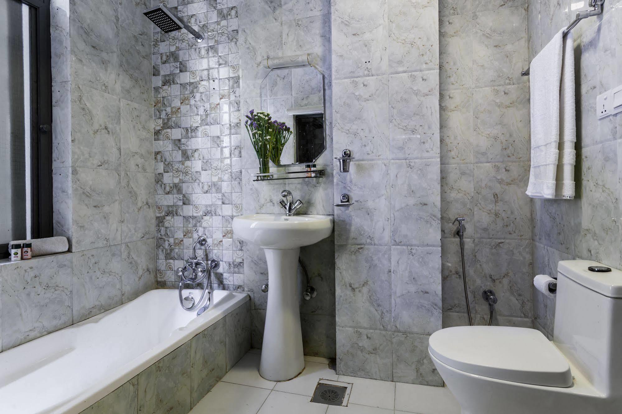 Oyo 123 Hotel Prince Plaza Katmandu Kültér fotó
